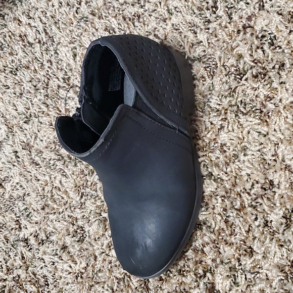 True craft toddler booties - Picture 3 of 9